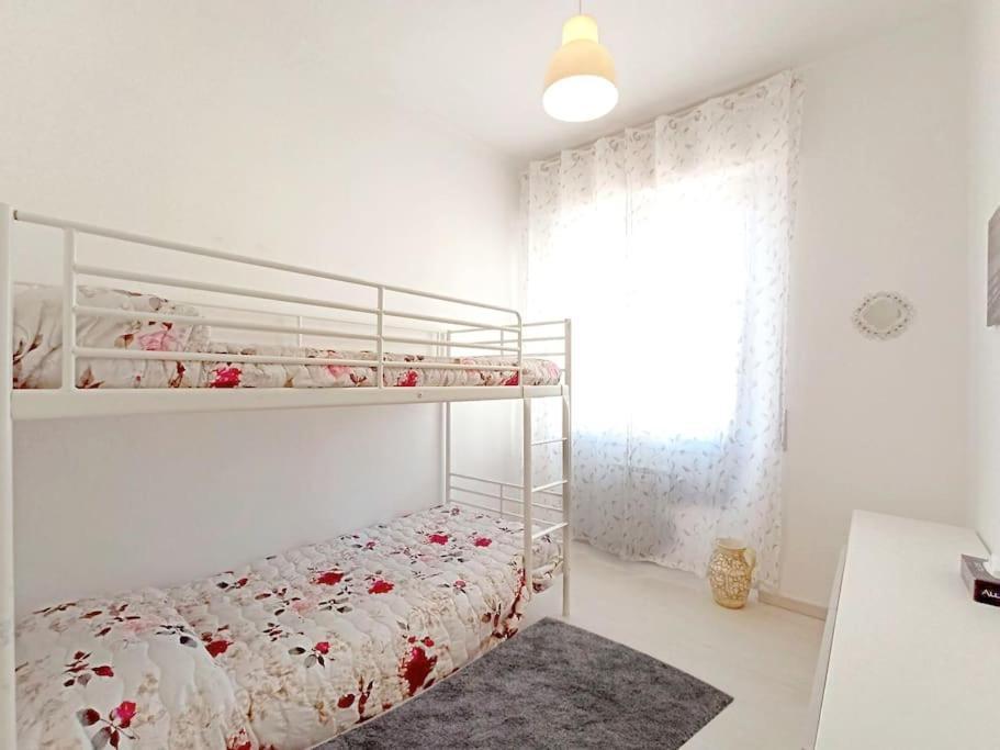 Ferienwohnung La Reggia Del Mar - Genova Sturla, Mare E Gaslini Exterior foto